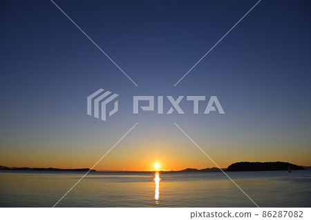 Sunrise scenery Sunrise scenery 86287082