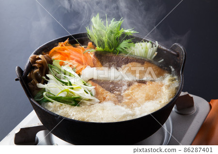 Yellowtail mizore nabe 火鍋菜 Yukimi 火鍋 86287401