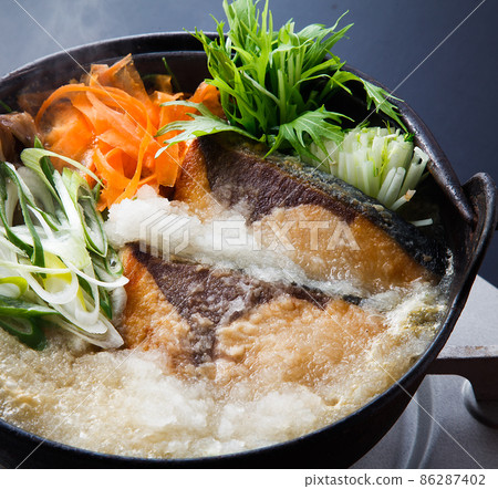 Yellowtail mizore nabe 火鍋菜 Yukimi 火鍋 86287402
