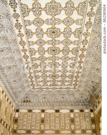 Amber Palace, a World Heritage Site in Jaipur, India 86290904
