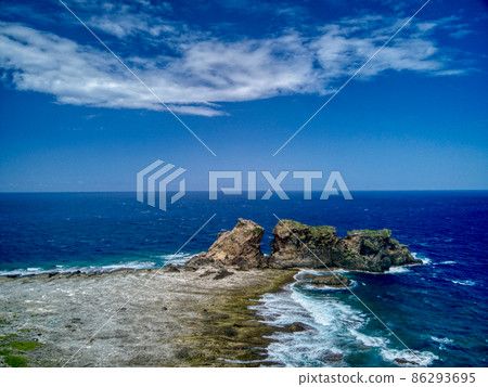 Lanyu Double Lion Rock 86293695