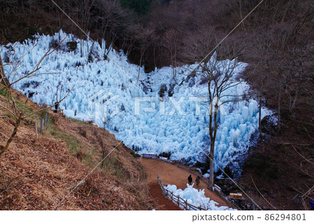 秩父的三大冰柱、足久保的冰柱 86294801