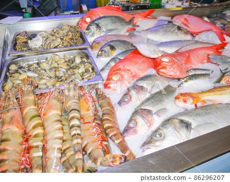 Seafood restaurant in Lisbon, Portugal 86296207