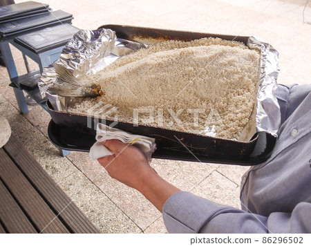 Seafood restaurant in Lisbon, Portugal, grilled with salted seafood 86296502