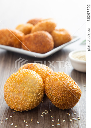 Sesame ball, traditional asian dessert Sesame ball, traditional asian dessert 86297702