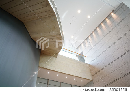 由 Takahiko Yanagisawa 和東京當代藝術博物館 (MOT) 設計 86301556