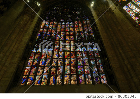 Milan Duomo Cathedral 86303343