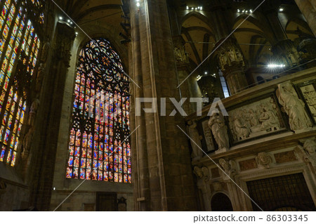 Milan Duomo Cathedral 86303345