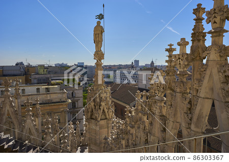 Milan Duomo Cathedral 86303367