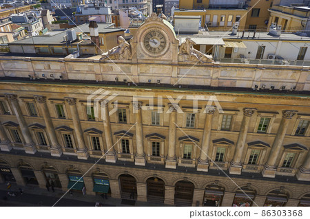 Milan Duomo Cathedral 86303368
