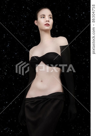 woman in Venus style woman in Venus style 86304758
