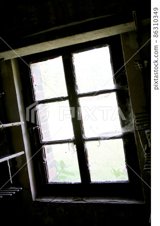 Beautiful wooden frame window in old building without people 86310349