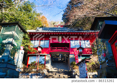 Isoyama Benzaiten Isoyama Benzaiten 86313261
