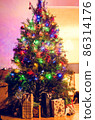 Christmas tree, secret santa 86314176