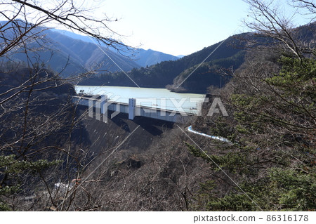 Okutama Lake Okouchi Dam 86316178