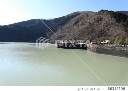 Okutama Lake Okouchi Dam 86316506