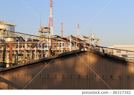 Amagasaki factory district scenery (Hyogo prefecture) Amagasaki factory district scenery (Hyogo prefecture) 86317382