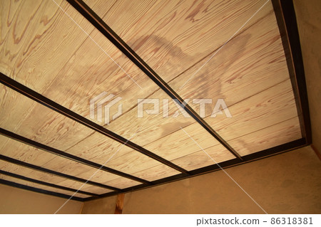 Leaky ceiling 50 years old Leaky ceiling 50 years old 86318381