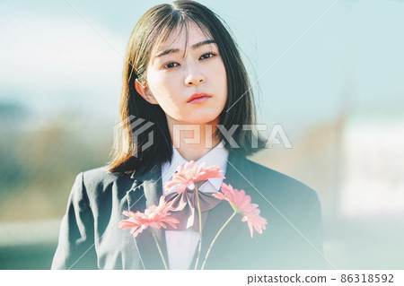 一個無聊的高中女生的肖像 一個無聊的高中女生的肖像 86318592