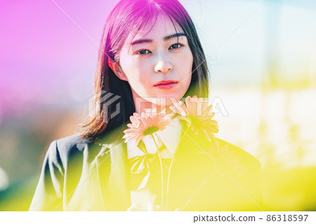 上鏡女學生肖像 86318597