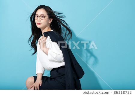 Career woman portrait 86318732