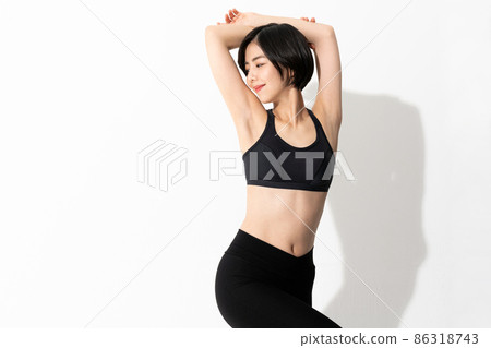 Portrait of a woman wearing sportswear 86318743