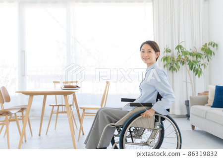 Wheelchair, female in her 30s, living environment Wheelchair, female in her 30s, living environment 86319832