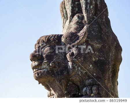 Koma lion statue at the shrine 86319949