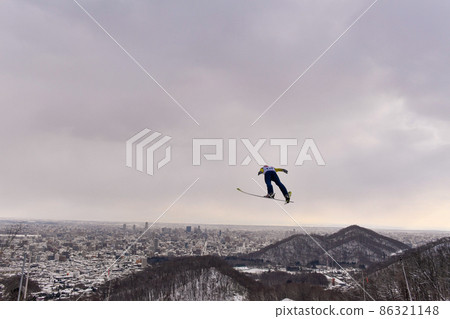 Ski jumps and the cityscape of Sapporo 86321148