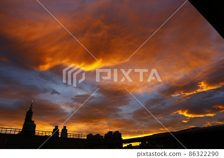火燒雲 86322290