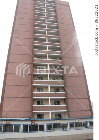 High-rise condominium with a shop in Pyongyang (North Korea) 86322621