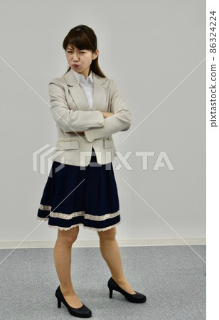 Dissatisfied Buddha top young woman Dissatisfied Buddha top young woman 86324224