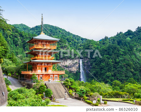 世界遺產那智瀑布和三塔 世界遺產那智瀑布和三塔 86326010