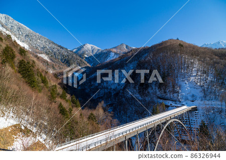 北阿爾卑斯山橋 86326944