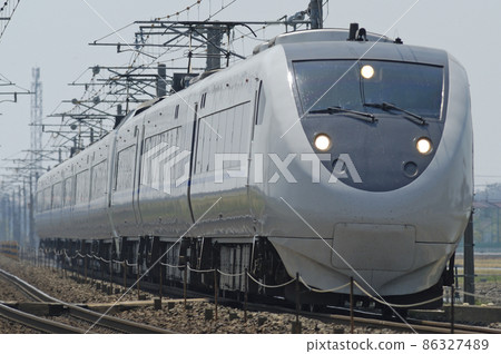 北陸本線三河加賀笠間JR西681系列T12+T06編隊(金澤)雷鳥 北陸本線三河加賀笠間JR西681系列T12+T06編隊(金澤)雷鳥 86327489