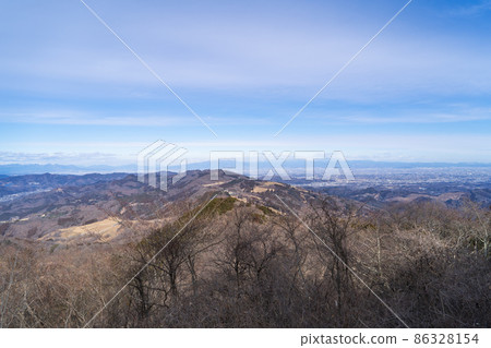 View from the summit of Mt. Ogiri (Mt. Akagi in the central distant view) View from the summit of Mt. Ogiri (Mt. Akagi in the central distant view) 86328154