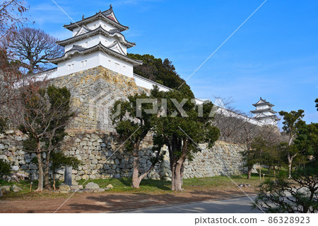 "Akashi Castle" turret and turret after logging "Akashi Castle" turret and turret after logging 86328923