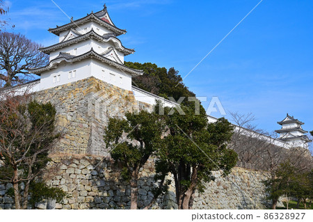"Akashi Castle" turret and turret after logging "Akashi Castle" turret and turret after logging 86328927