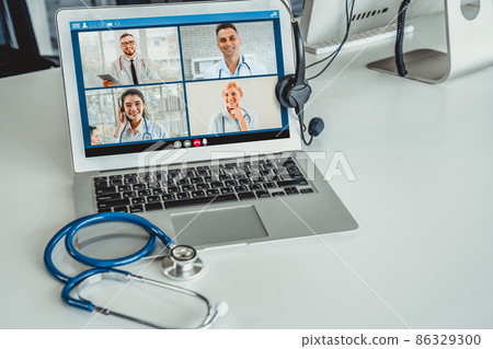 Telemedicine service online video call for doctor to actively chat with patient Telemedicine service online video call for doctor to actively chat with patient 86329300
