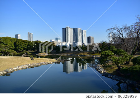 Building mirror surface, Hamarikyu 86329959