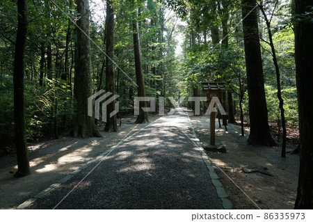 Walk through Takiharanomiya, the Imperial Grand Shrine 86335973