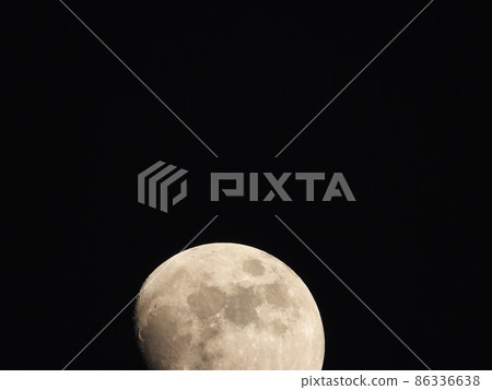 Moon Moon 86336638