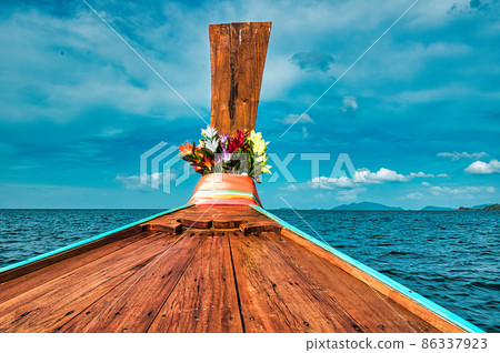 Thai traditional Long tail boat 86337923
