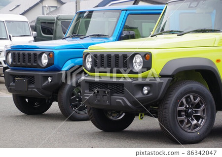 Car image Suzuki Jimny lined up at dealers 86342047