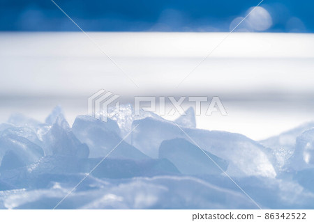 Lake Suwa ice cubes [Nagano Prefecture] 86342522