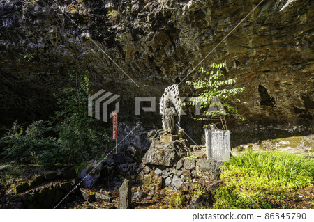 群馬縣南木村不動明王黑瀧山黑瀧寺 群馬縣南木村不動明王黑瀧山黑瀧寺 86345790