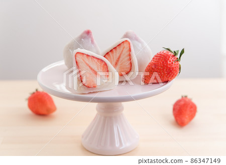 蛋糕架上的一護大福橫截面 86347149