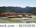 Itsukushima Shrine low tide 86350836