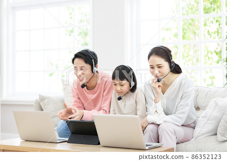 適合父母和孩子的在線遊戲 適合父母和孩子的在線遊戲 86352123