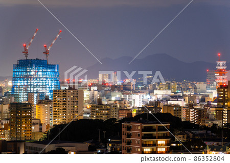 《福岡縣》福岡市夜景（南公園拍攝） 86352804